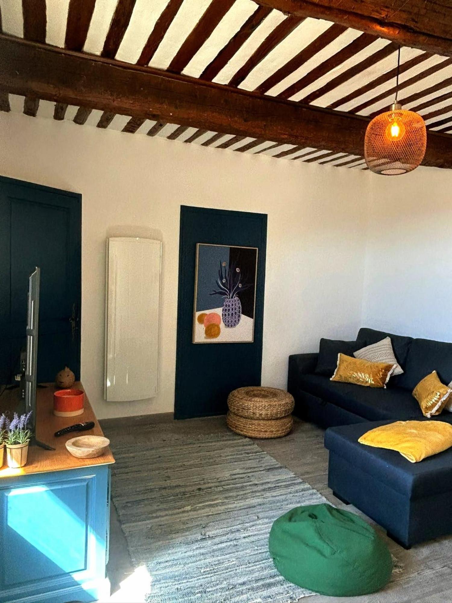 Holiday home Au Micocoulier